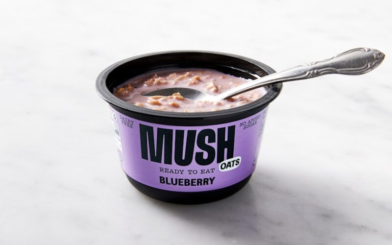 MUSH - *8pk* Blueberry - Ready to eat oatmeal